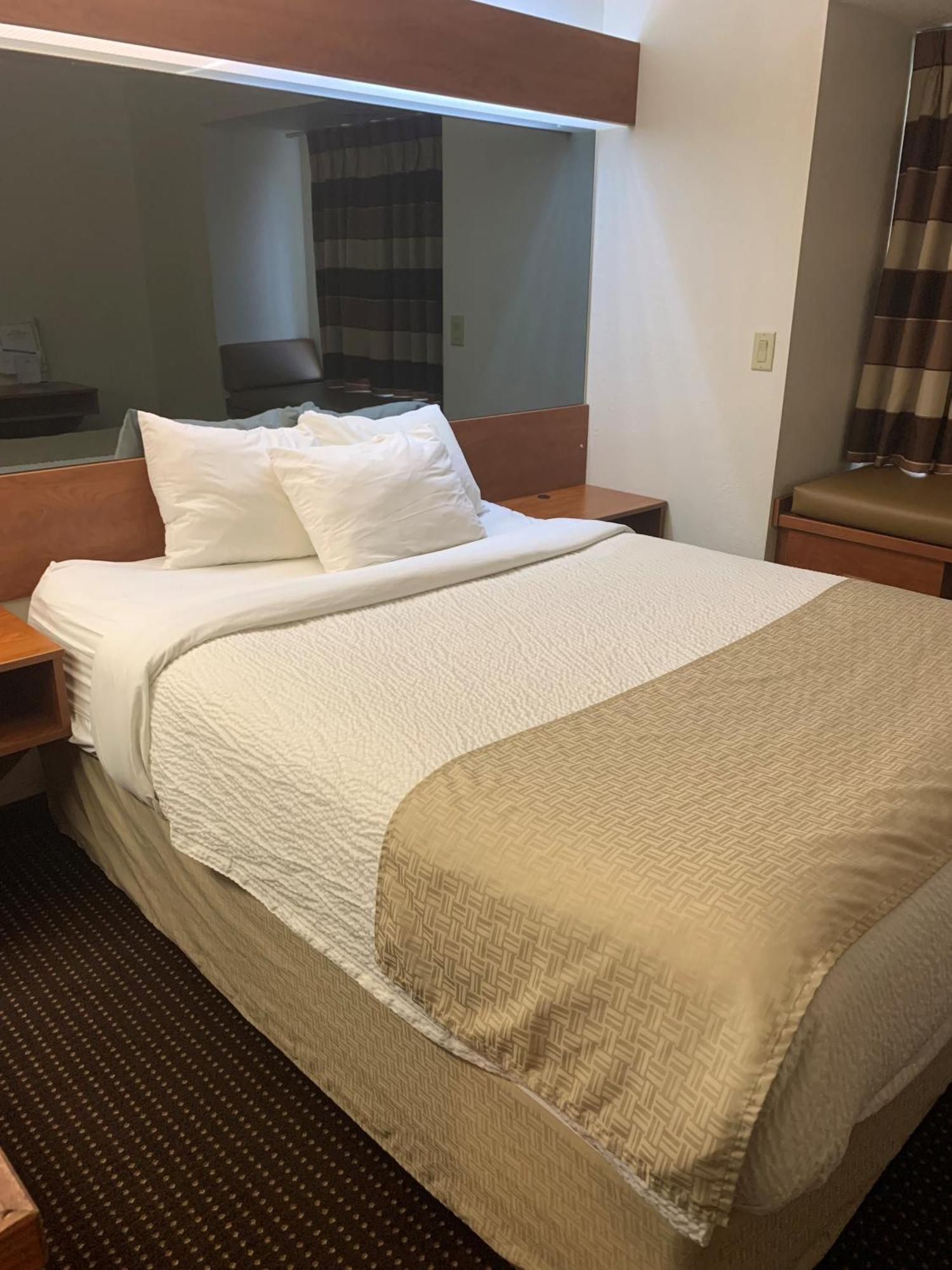 Microtel Inn & Suites By Wyndham Rice Lake Eksteriør billede