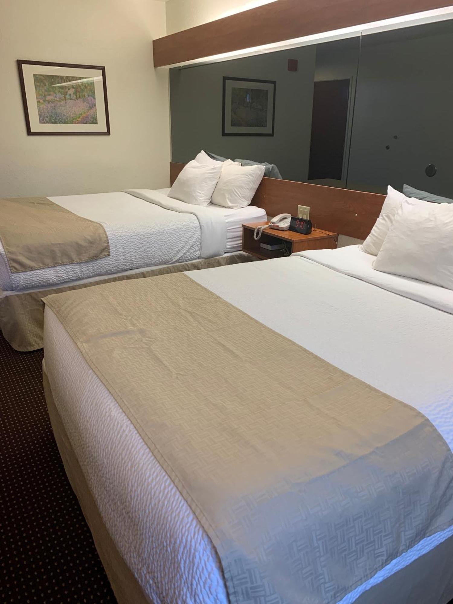 Microtel Inn & Suites By Wyndham Rice Lake Eksteriør billede